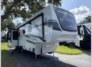 New 2025 Palomino Columbus F384RK image