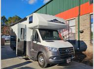 New 2025 Dynamax isata 3 24FWSFXM image