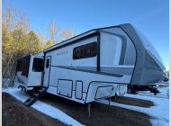 Used 2024 Alliance RV Avenue 32RLS image