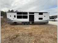 New 2026 Alliance RV Benchmark 44LFT image