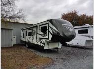 Used 2018 Forest River RV Wildwood Heritage Glen Lite 378RFL image