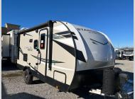 Used 2022 Starcraft Super Lite 17BH image