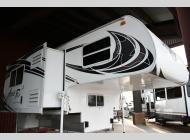 Used 2018 Northwood Arctic Fox 990 image