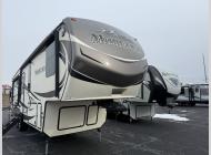 Used 2016 Keystone RV Montana 3160RL image