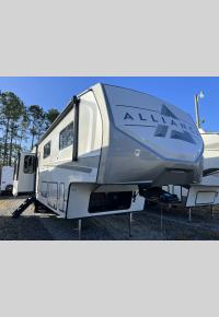 New 2024 Alliance RV Avenue 37MBR Photo