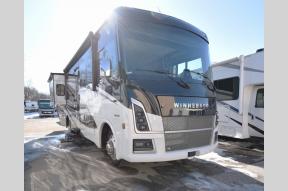 Used 2024 Winnebago Sunstar 33K Photo