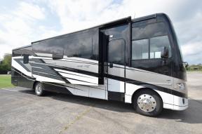 New 2025 Newmar Bay Star 3826 Photo