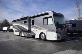 Used 2023 Winnebago Forza 34T Photo