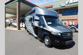 New 2025 Tiffin Motorhomes Wayfarer 25 XRW Photo