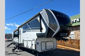 New 2024 Keystone RV Alpine 3910RK Photo