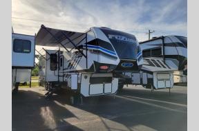 Used 2022 Keystone RV Fuzion 419 Photo