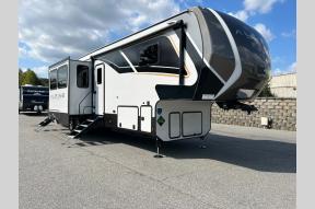 New 2024 Keystone RV Avalanche 378BH Photo