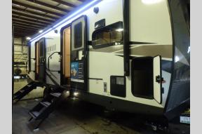 New 2024 Forest River RV Rockwood Ultra Lite 2608BS Photo