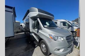 Used 2021 Dynamax isata 3 24FW Photo