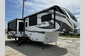 Used 2022 Grand Design Solitude 280RKS Photo