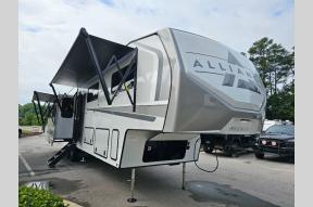 New 2024 Alliance RV Avenue 37MBR Photo