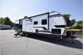 New 2025 Venture RV Stratus 261VRB Photo