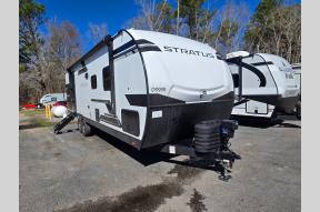 New 2025 Venture RV Stratus 261VRB Photo