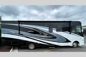New 2025 Winnebago Vista 31B Photo