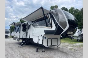 New 2024 Keystone RV Alpine 3011CK Photo