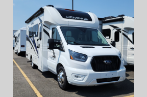 New 2023 Thor Motor Coach Gemini 23TE Photo