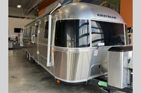 Used 2019 Airstream Classic 33FBQ Photo