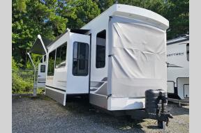 New 2026 Alliance RV Benchmark 42LFT Photo