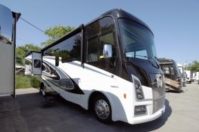 Used 2024 Winnebago Sunstar 33K Photo