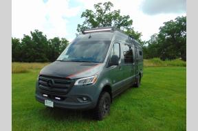 New 2024 Outside Van Approach 170 Photo