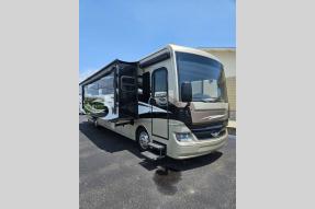 Used 2017 Fleetwood RV Pace Arrow 38B Photo