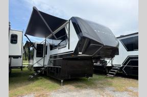 New 2026 Brinkley Model G 4100 Photo