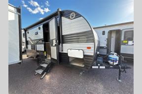 Used 2022 Forest River RV Viking 17FQ Photo