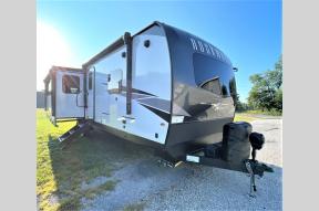 Used 2023 Forest River RV Rockwood Ultra Lite 2906BS Photo