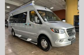 Used 2021 Winnebago Era 70X Photo