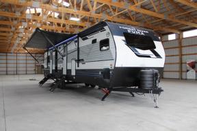 New 2025 Palomino Puma 31FKRK Photo
