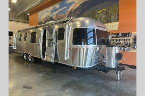 Used 2018 Airstream RV Classic 33FBQ Photo