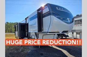 New 2025 Keystone RV Sprinter 3980FBS Photo