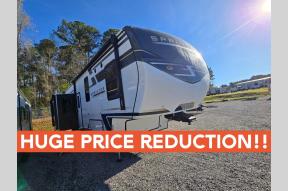 New 2025 Keystone RV Sprinter 3900DBL Photo