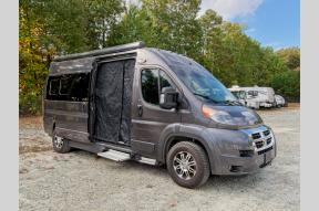 Used 2018 Roadtrek Zion SRT Photo