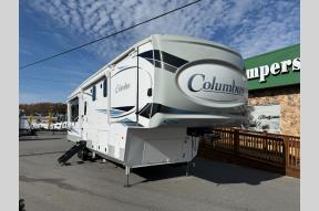Used 2022 Palomino Columbus 383FB Photo