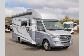 New 2025 Tiffin Motorhomes Wayfarer 25 XRW Photo