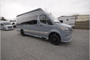 New 2026 Grech RV Strada-ion AWD Lounge Photo