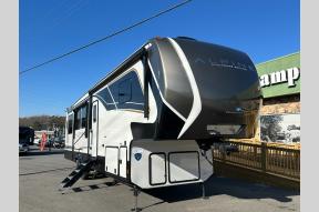 New 2025 Keystone RV Alpine Avalanche Edition 366LS Photo