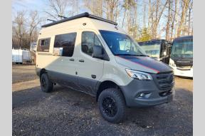 New 2025 Outside Van Syncline Syncline Photo