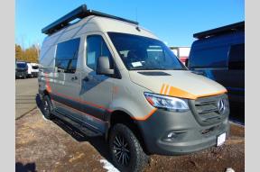 New 2025 Remote Vans Friday Photo