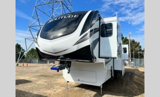 New 2024 Grand Design Solitude 380FL Photo