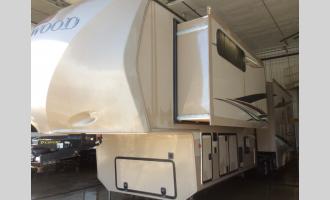 Used 2014 Redwood RV Redwood 38BR Photo