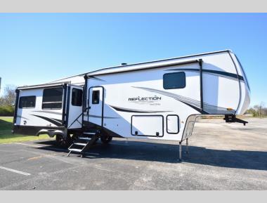 UNIT DISPLAYIG STOCK PHOTOS, CONFIRM OPTIONS WITH CAMPERS INN RV LOUISVILLE 812-282-7718