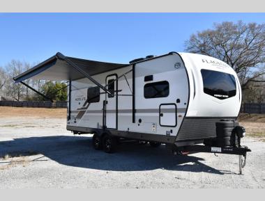 Left Front Corner - Awning Extended