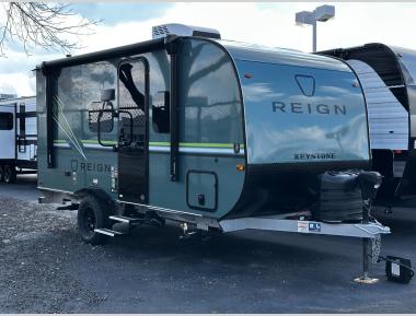 2026 Keystone Reign 15RB Exterior